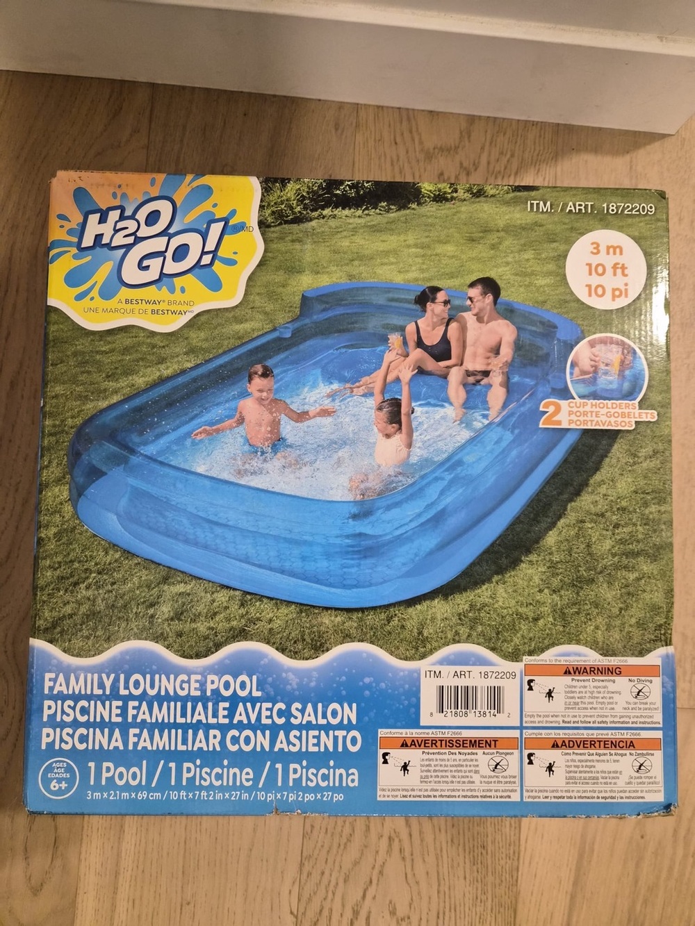 H2OGO! Inflatable Family Lounge Pool (10ft x 7ft)
- Brand New